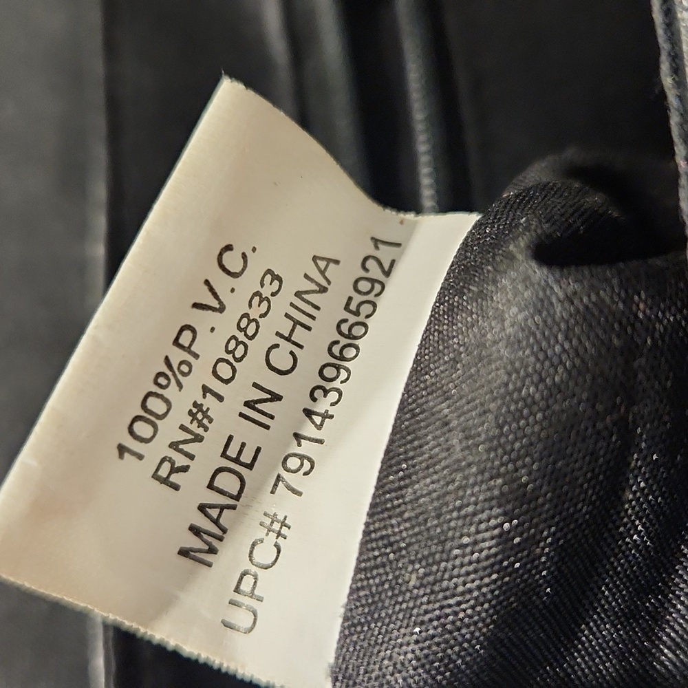Elegant Black Shoulder Bag - Picture 8 of 8